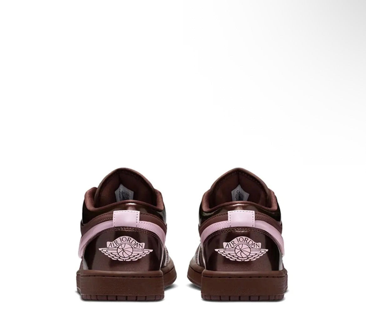 Air Jordan 1 Low « Valentine's Day - Chocolate »