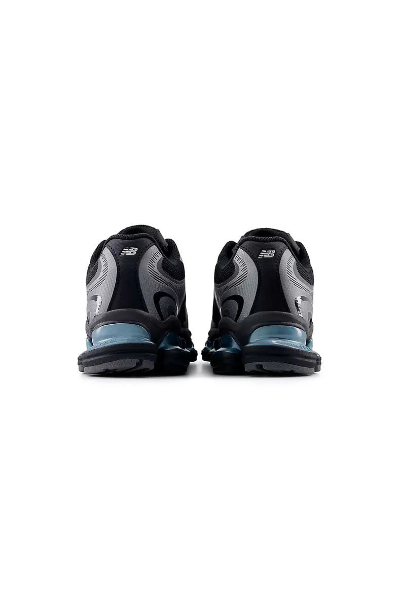 New Balance Abzorb 2000