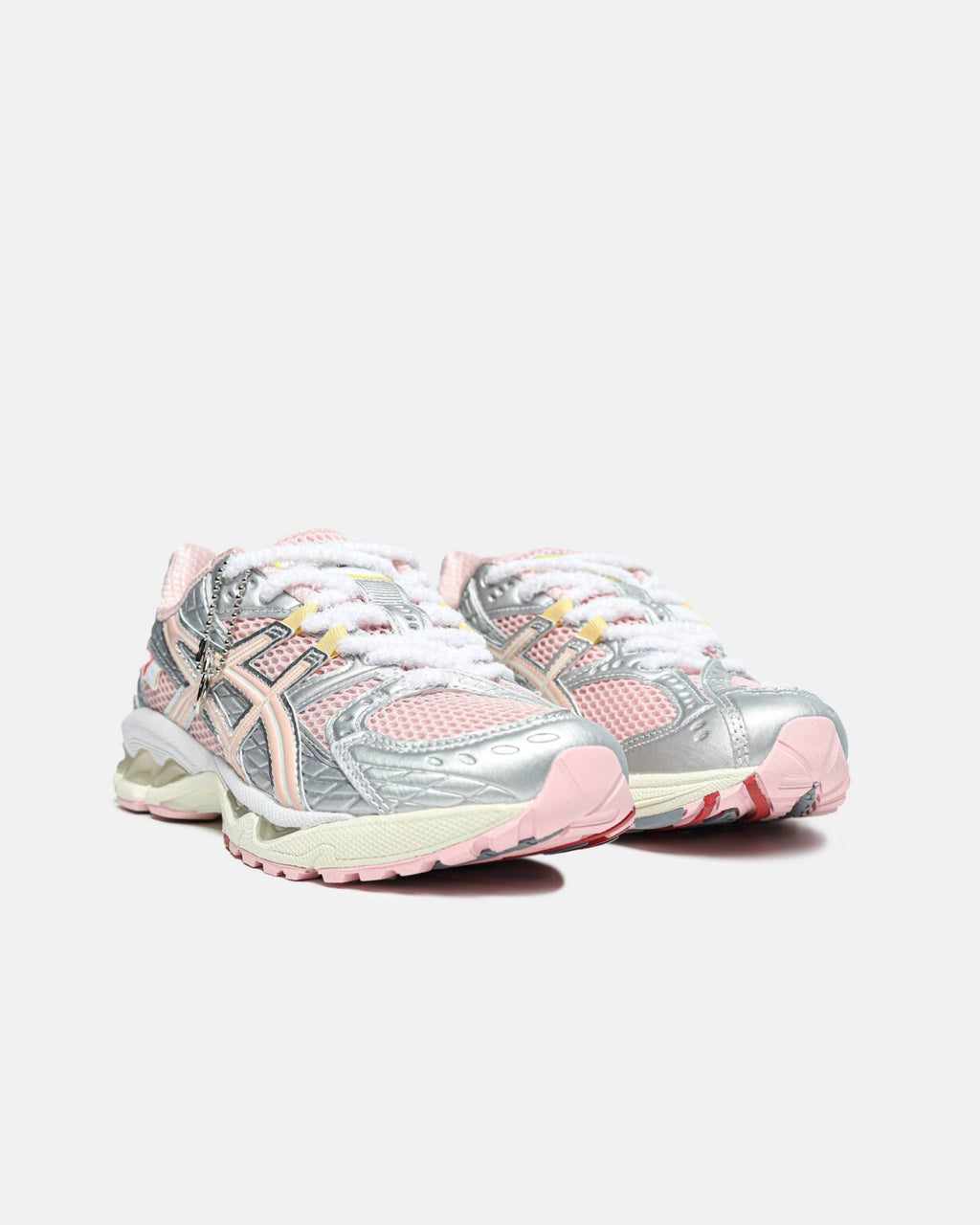 Vandy The Pink x atmos x ASICS Gel-Nimbus 10.1