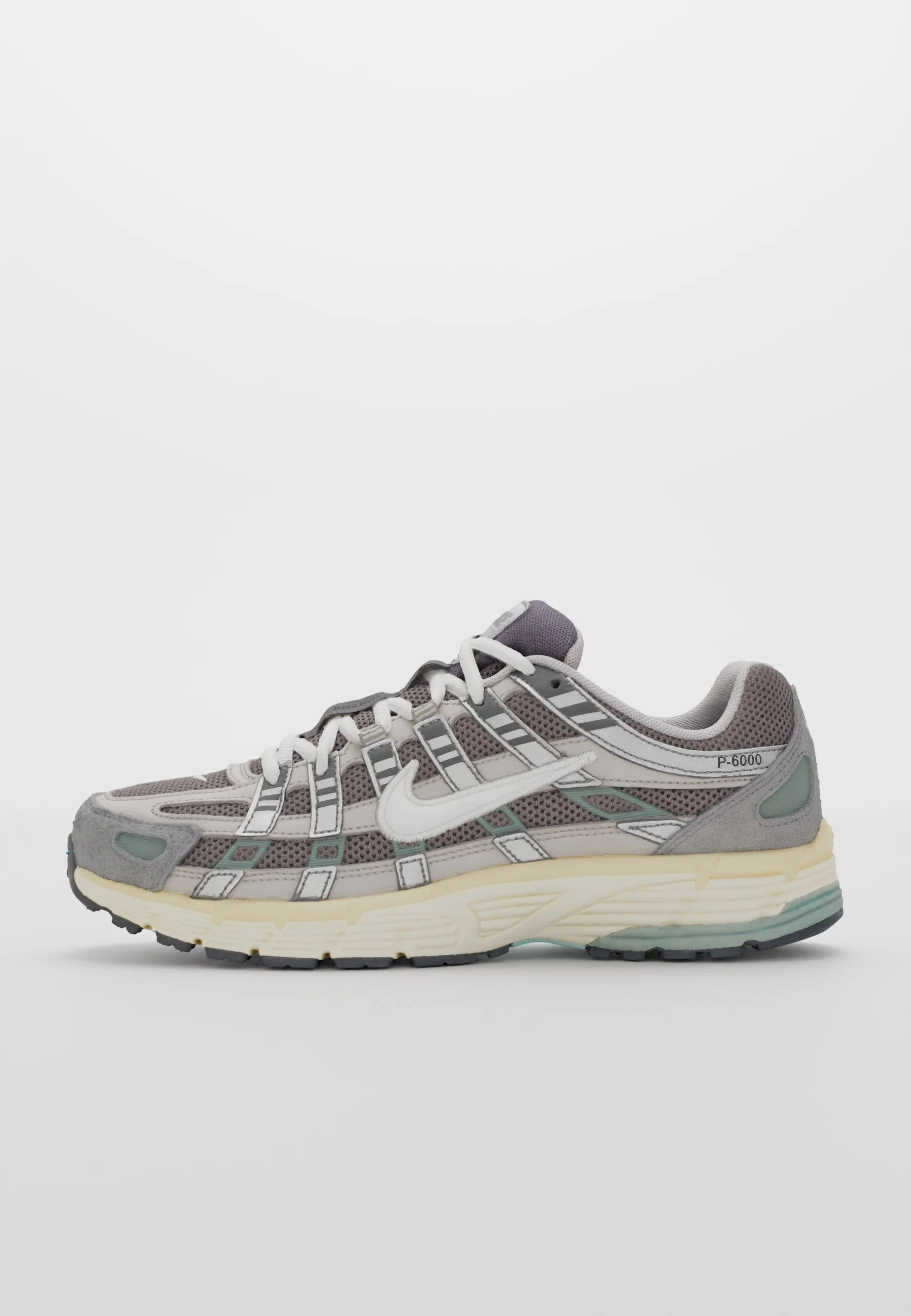 Nike P-6000