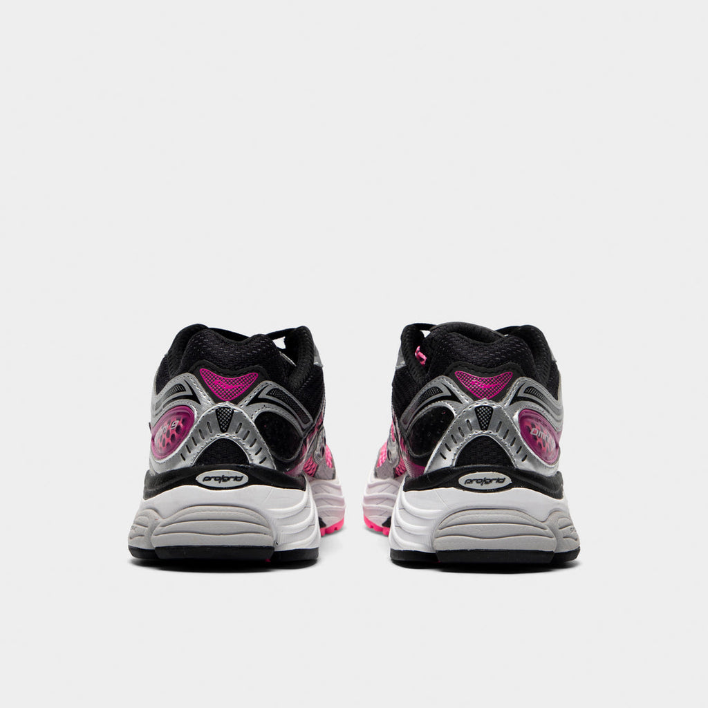 Saucony ProGride Omni 9