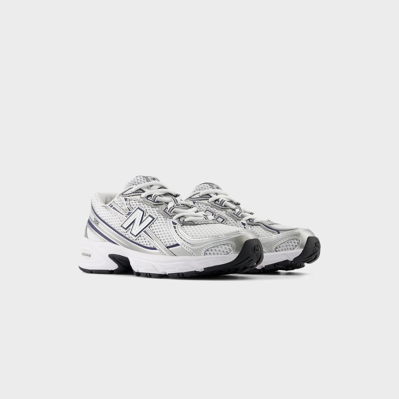 New Balance 740