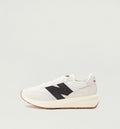 New Balance 370