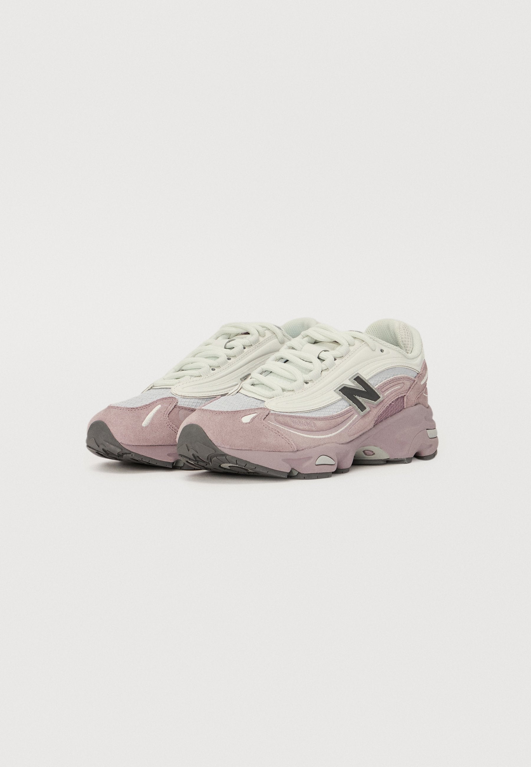 New Balance M1000
