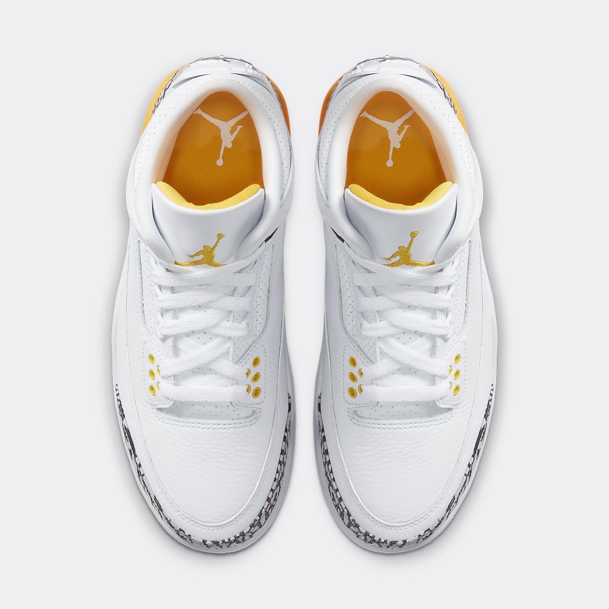 Nike Air Jordan 3 Retro